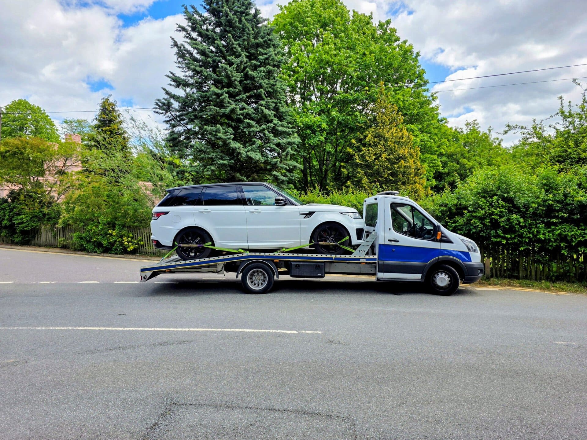 Range Rover Sport on flatbed recovery truck — trusted breakdown recovery Chiswick by London Auto Towing